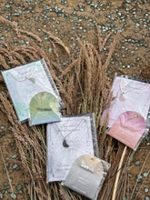 Load image into Gallery viewer, Necklace & bracelet gift Bundle