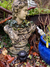 Load image into Gallery viewer, 7.5CM SMOOTH CAST IRON CAULDRON WITH TRIPLE MOON