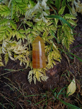 Load image into Gallery viewer, Yellow fluorite tower