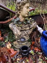 Load image into Gallery viewer, 7.5CM SMOOTH CAST IRON CAULDRON WITH TRIPLE MOON
