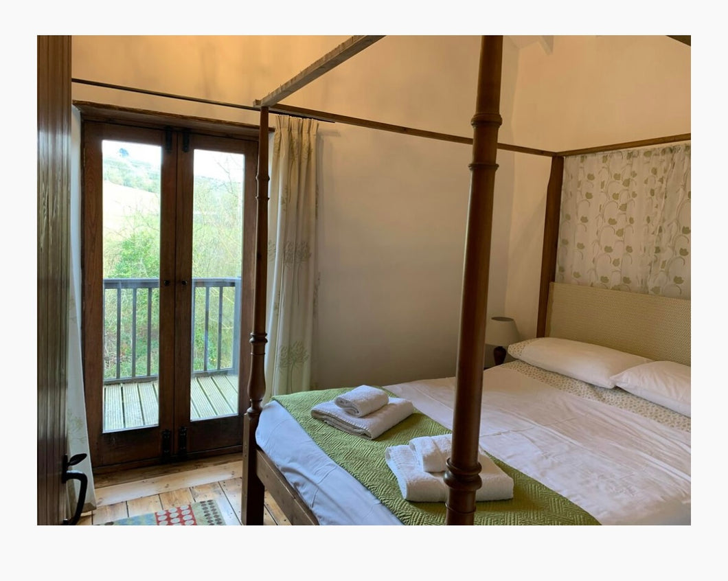 Sacred Celebrant Training, October 17th-23rd 2026  in Devon (Deposit)