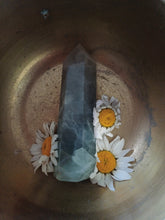 Load image into Gallery viewer, Green fluorite tower
