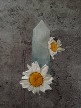 Load image into Gallery viewer, Green fluorite tower
